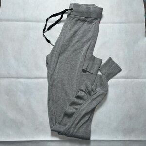 Lululemon strip cashmere blend grey sweater leggings